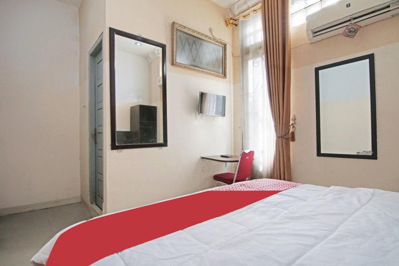 Oyo 91510 Homestay Utama Syariah Pekanbaru Ngoại thất bức ảnh