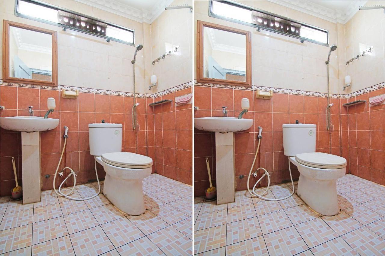 Oyo 91510 Homestay Utama Syariah Pekanbaru Ngoại thất bức ảnh