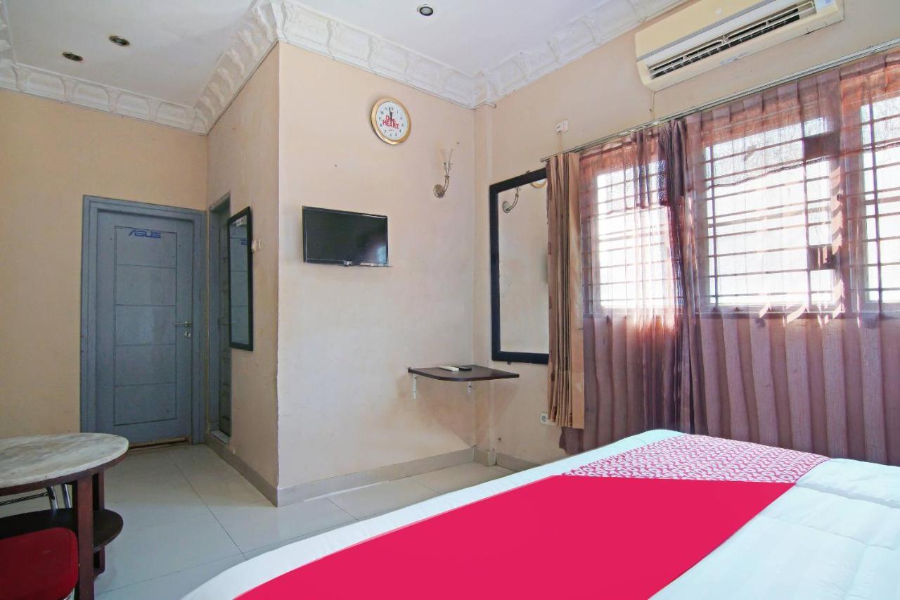 Oyo 91510 Homestay Utama Syariah Pekanbaru Ngoại thất bức ảnh